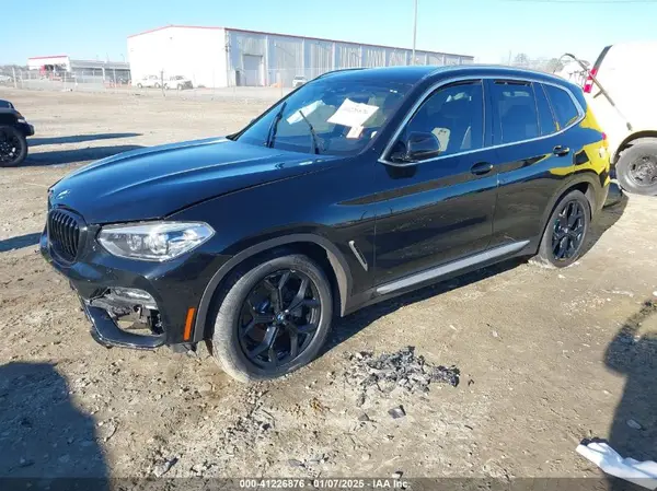 5UXTY5C01M9E13921 2021 BMW X3 - Image 2