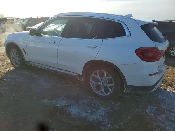 5UXTY5C01M9F11072 2021 BMW X3 - Image 2