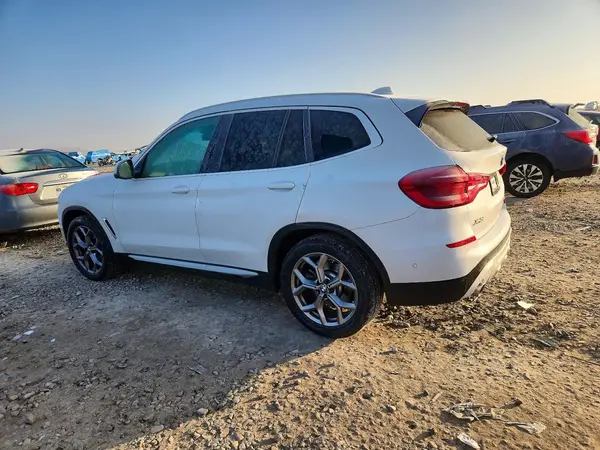 5UXTY5C01M9F52768 2021 BMW X3 - Image 2