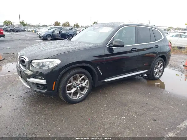 5UXTY5C01M9F66489 2021 BMW X3 - Image 2