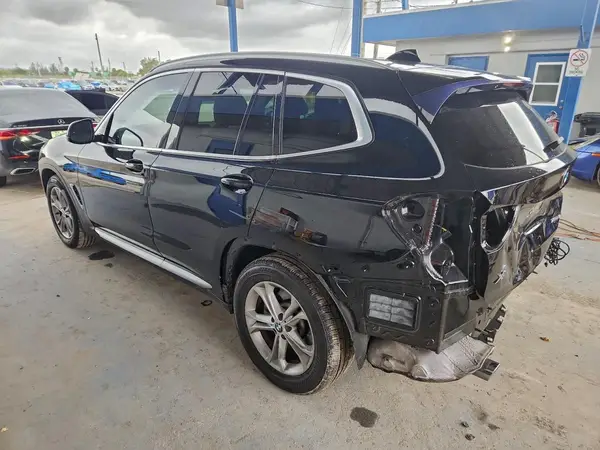 5UXTY5C01M9G76796 2021 BMW X3 - Image 2