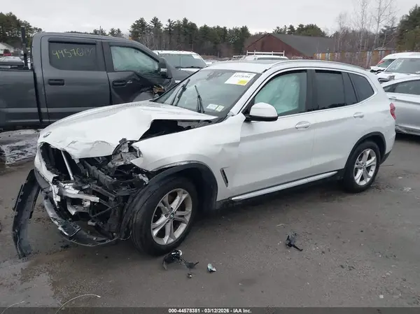 5UXTY5C02L9B72045 2020 BMW X3 - Image 2