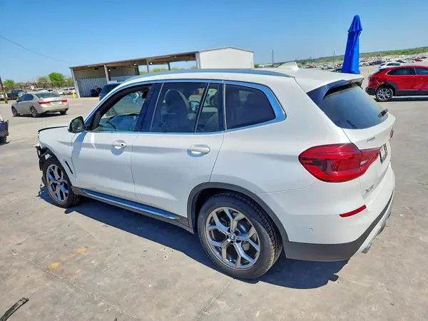 5UXTY5C02L9C44278 2020 BMW X3 - Image 2