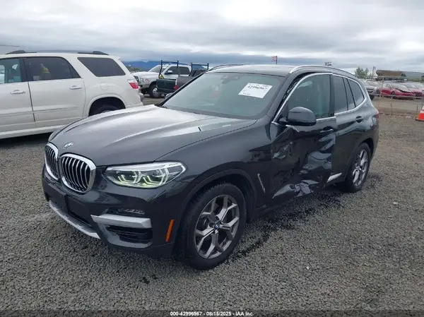 5UXTY5C02L9D37026 2020 BMW X3 - Image 2