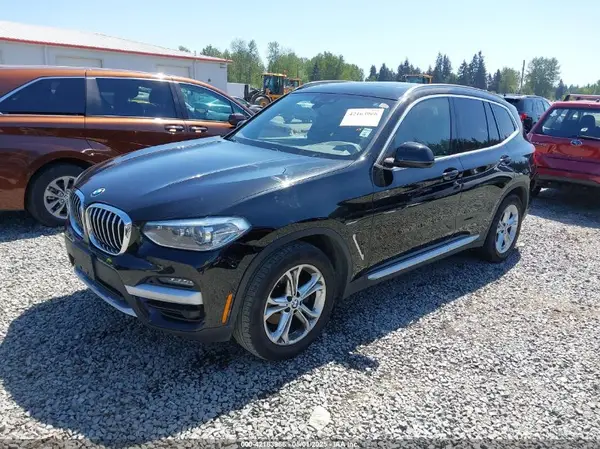 5UXTY5C02LLT36913 2020 BMW X3 - Image 2