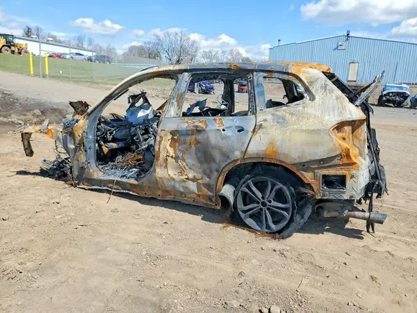 5UXTY5C02LLT37060 2020 BMW X3 - Image 2