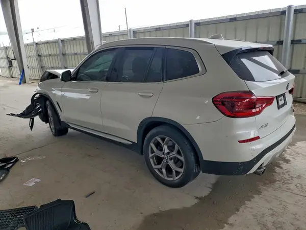 5UXTY5C02LLT37592 2020 BMW X3 - Image 2