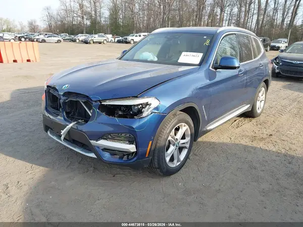 5UXTY5C02M9D81710 2021 BMW X3 - Image 2