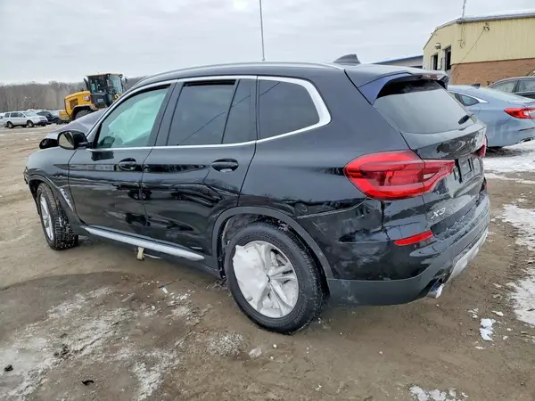5UXTY5C02M9F70146 2021 BMW X3 - Image 2