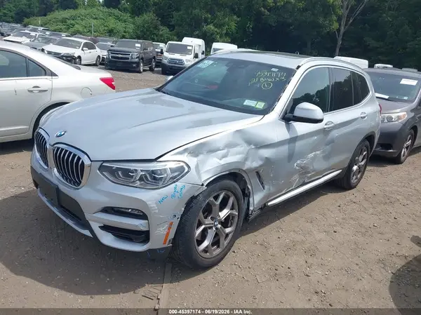 5UXTY5C02M9G54256 2021 BMW X3 - Image 2