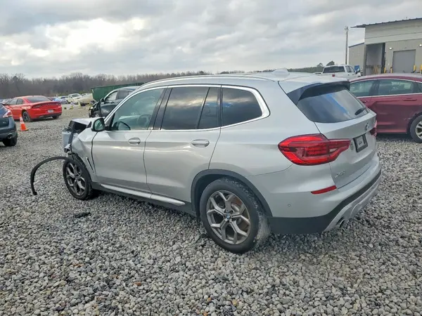 5UXTY5C03LLE57792 2020 BMW X3 - Image 2