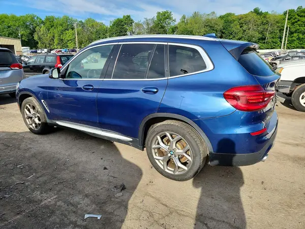 5UXTY5C03LLT32823 2020 BMW X3 - Image 2