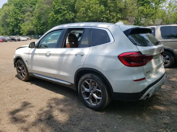 5UXTY5C03LLT35415 2020 BMW X3 - Image 2