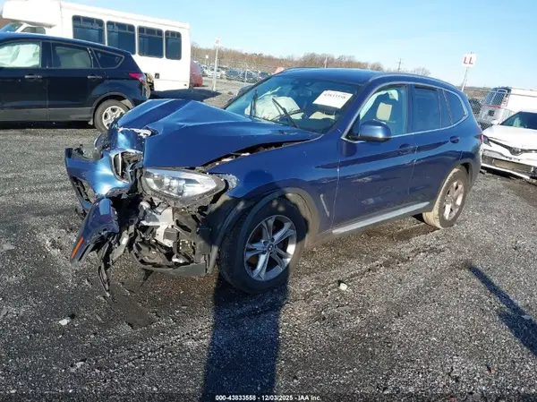 5UXTY5C03M9E70637 2021 BMW X3 - Image 2