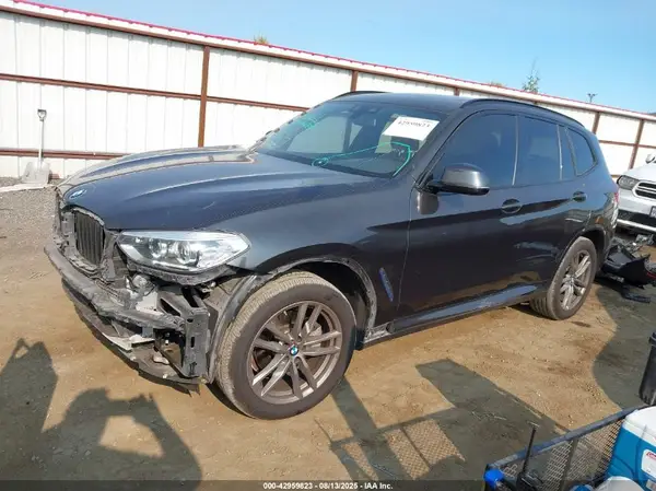 5UXTY5C03M9F33204 2021 BMW X3 - Image 2