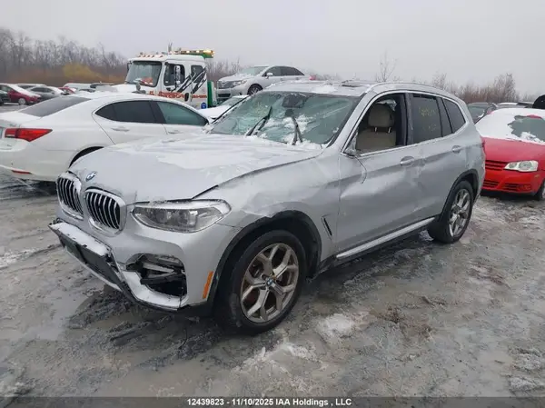 5UXTY5C03M9F82208 2021 BMW X3 - Image 2