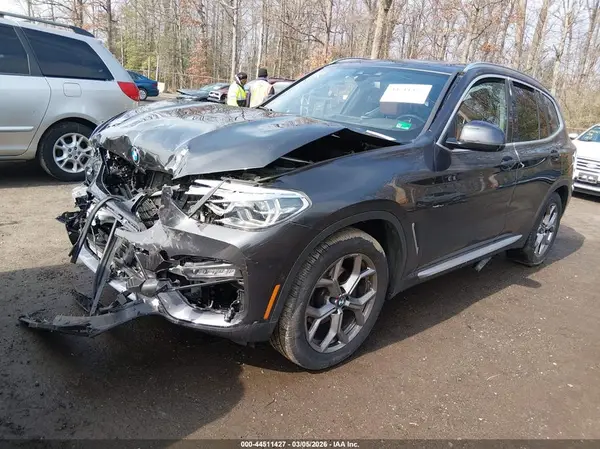 5UXTY5C03M9F98411 2021 BMW X3 - Image 2