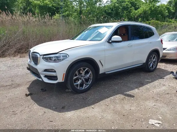 5UXTY5C03M9G26451 2021 BMW X3 - Image 2