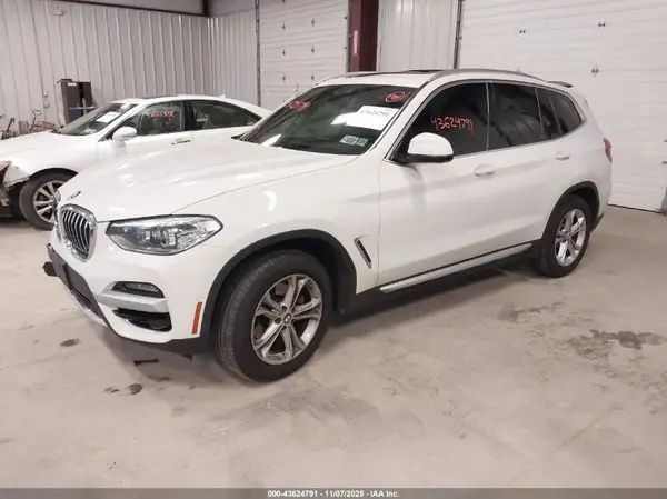 5UXTY5C03M9G46053 2021 BMW X3 - Image 2