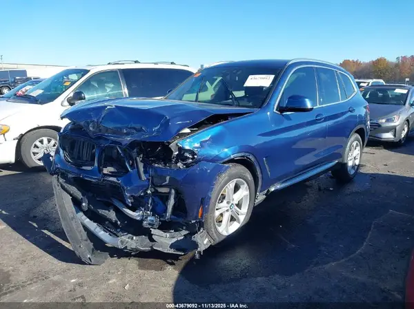 5UXTY5C03M9G46392 2021 BMW X3 - Image 2