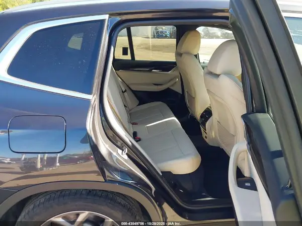 5UXTY5C03M9H06672 2021 BMW X3 - Image 8