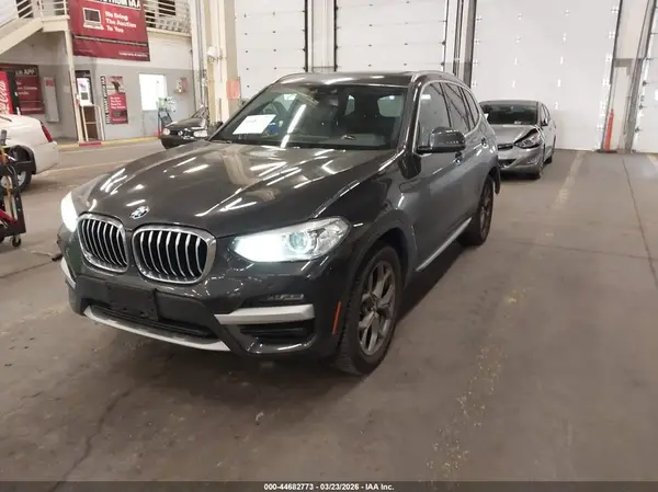 5UXTY5C04LLT34984 2020 BMW X3 - Image 2