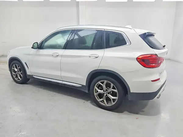 5UXTY5C04M9F11129 2021 BMW X3 - Image 2