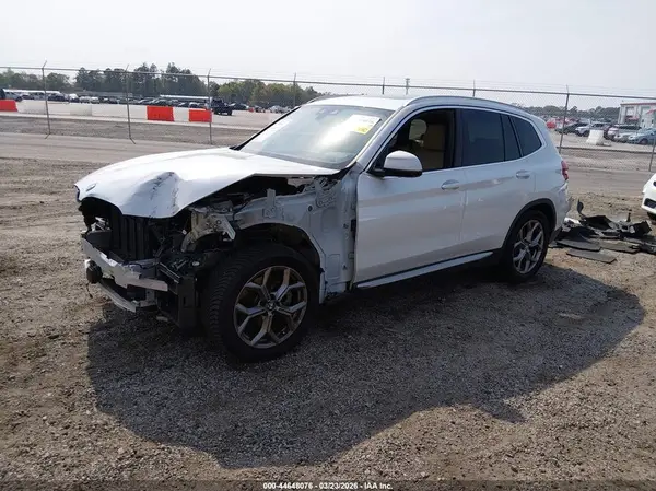 5UXTY5C04M9F30974 2021 BMW X3 - Image 2