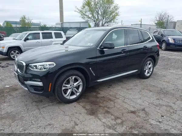 5UXTY5C04M9F93699 2021 BMW X3 - Image 2