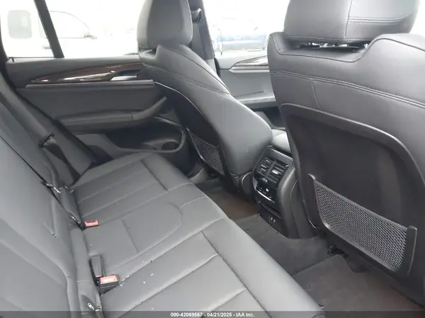 5UXTY5C04M9F93699 2021 BMW X3 - Image 8