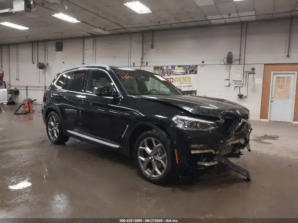 5UXTY5C04M9G49382 2021 BMW X3 - Image 1