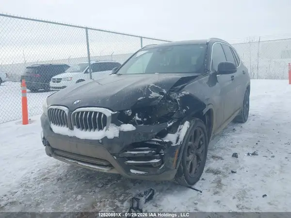 5UXTY5C04M9G99490 2021 BMW X3 - Image 2