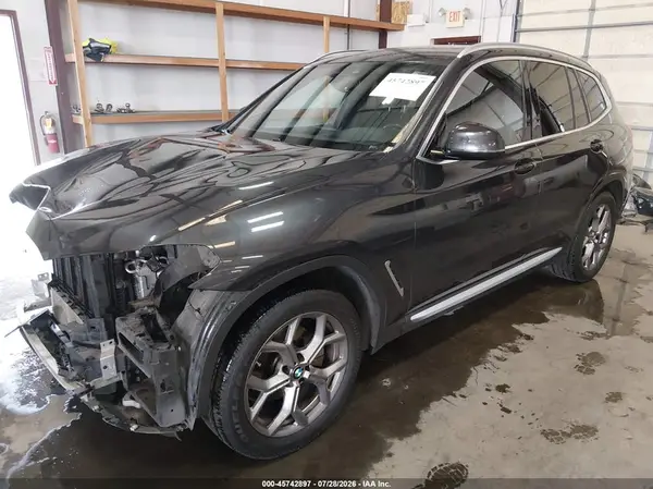 5UXTY5C04M9H40748 2021 BMW X3 - Image 2