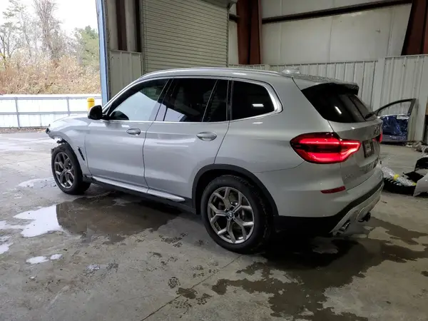 5UXTY5C05LLT35500 2020 BMW X3 - Image 2