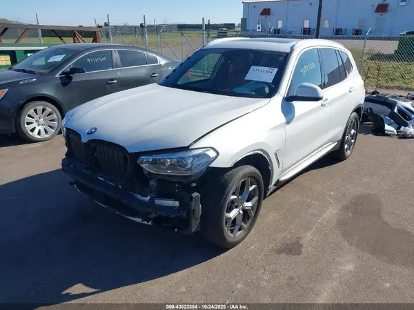5UXTY5C05M9E25263 2021 BMW X3 - Image 2