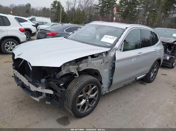 5UXTY5C05M9E47635 2021 BMW X3 - Image 2