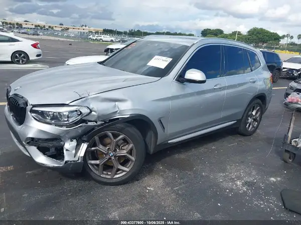 5UXTY5C05M9E67223 2021 BMW X3 - Image 2