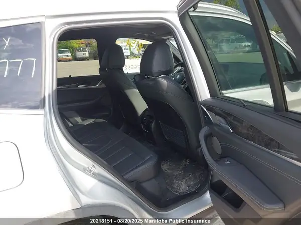5UXTY5C05M9F55527 2021 BMW X3 - Image 8