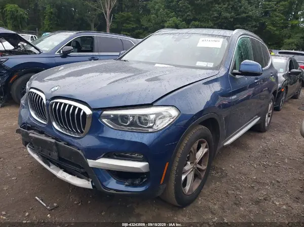 5UXTY5C05M9G83864 2021 BMW X3 - Image 2