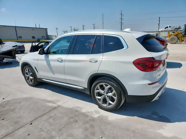 5UXTY5C06L9B80682 2020 BMW X3 - Image 2