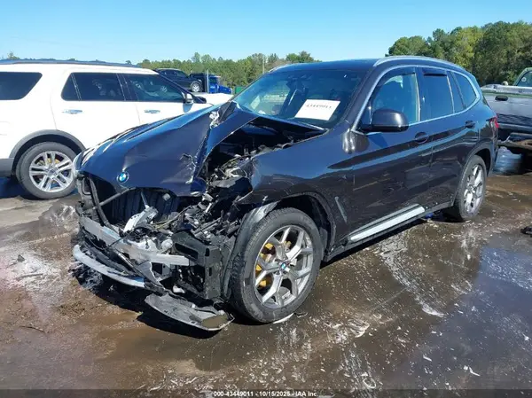 5UXTY5C06L9C46227 2020 BMW X3 - Image 2