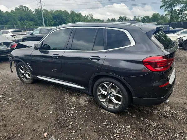 5UXTY5C06LLT38471 2020 BMW X3 - Image 2