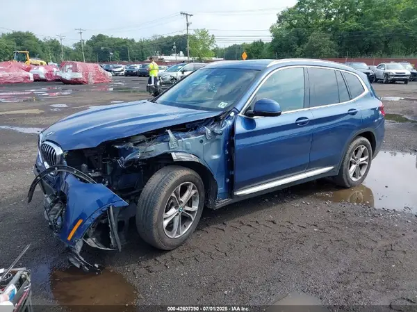 5UXTY5C06M9D87736 2021 BMW X3 - Image 2