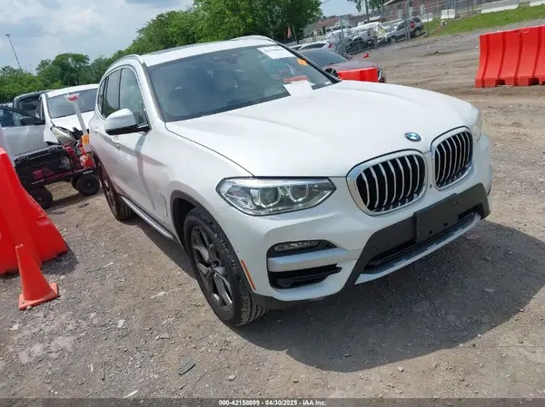 5UXTY5C06M9E21979 2021 BMW X3 - Image 1