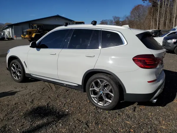 5UXTY5C06M9E37390 2021 BMW X3 - Image 2