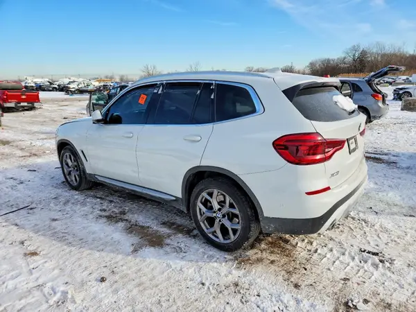 5UXTY5C06M9F50028 2021 BMW X3 - Image 2