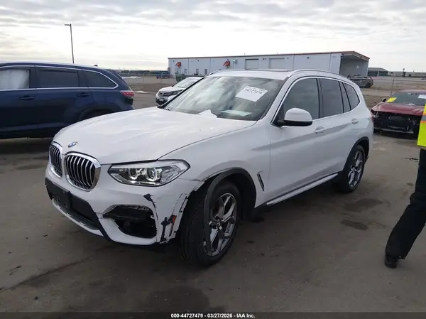 5UXTY5C06M9F54225 2021 BMW X3 - Image 2