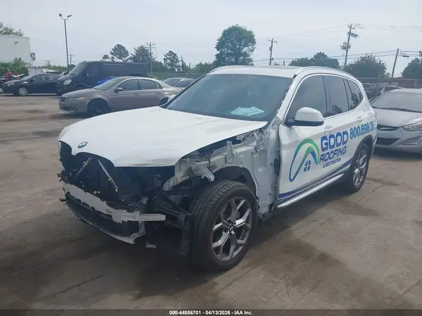 5UXTY5C06M9F81926 2021 BMW X3 - Image 2