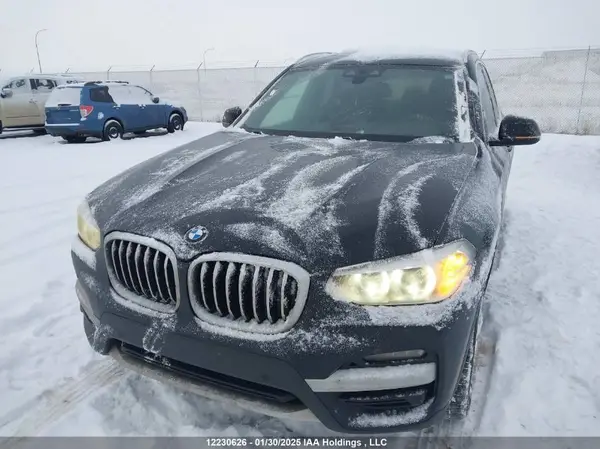 5UXTY5C06M9F82512 2021 BMW X3 - Image 2