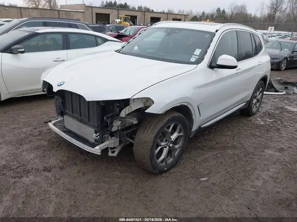 5UXTY5C06M9G26654 2021 BMW X3 - Image 2